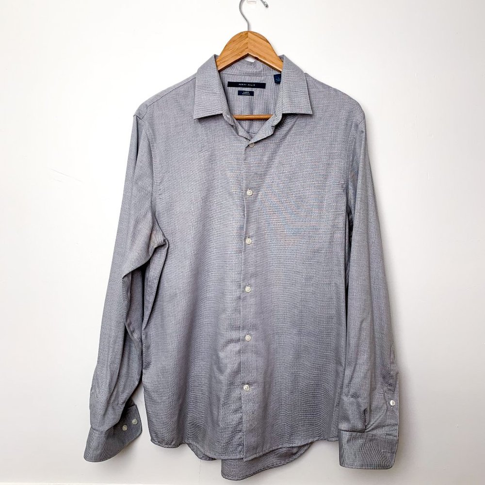 Perry Ellis Button Up Shirt Men's Size Large | Slim Fit